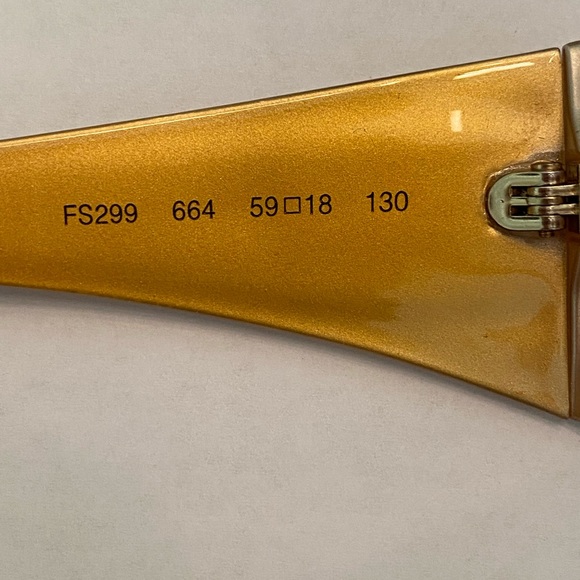 FENDI SUNGLASSES - Picture 8 of 10